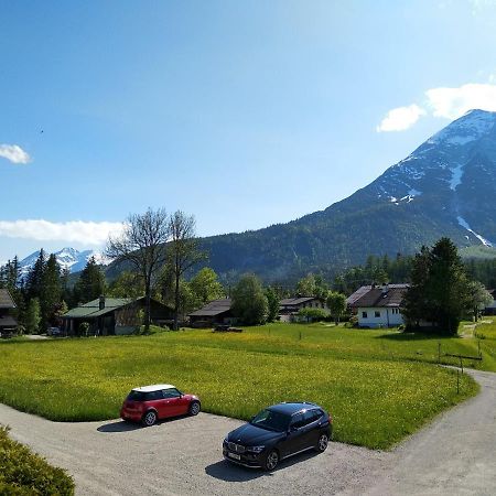 Haus Am Wiesenrain Appartement Leutasch Buitenkant foto