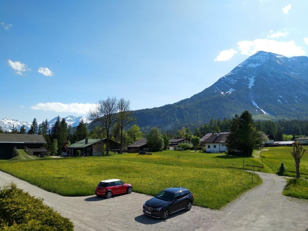 Haus Am Wiesenrain Appartement Leutasch Buitenkant foto